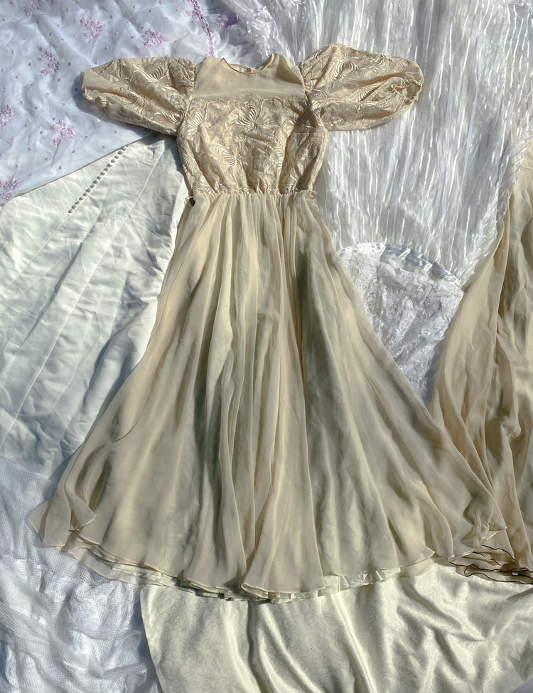 10KG Vintage Wedding Dresses